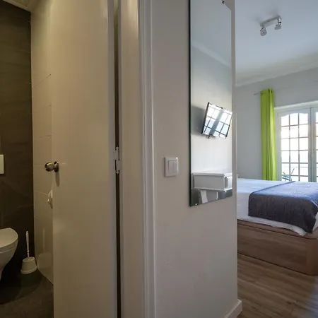 Ensuite 5 Rochedo Гостевой дом